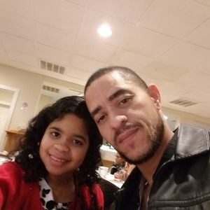 Meet your Posher, Carlos